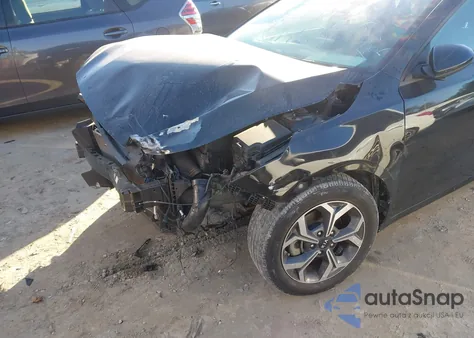 2021 Kia Forte Lxs z USA, uszkodzony, nr VIN 3KPF24AD9ME269219